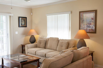Colindale Apartments Williams Town ภายนอก รูปภาพ